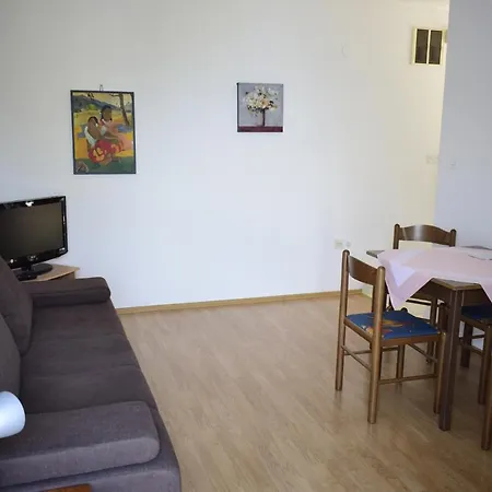 Apartment Rina *